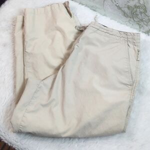 Columbia Light Khaki Color Capris